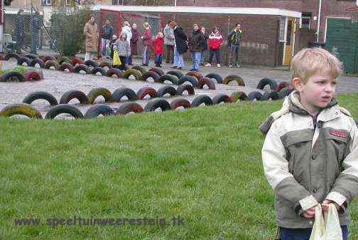 Paaseieren zoeken 2004