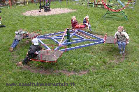 Paaseieren zoeken 2004